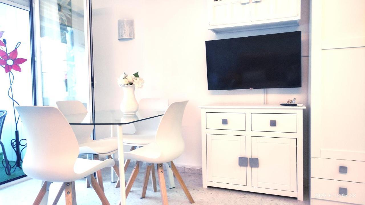 Rosalia Playa San Cristobal Wifi Netflix Apartman Almuñécar Kültér fotó